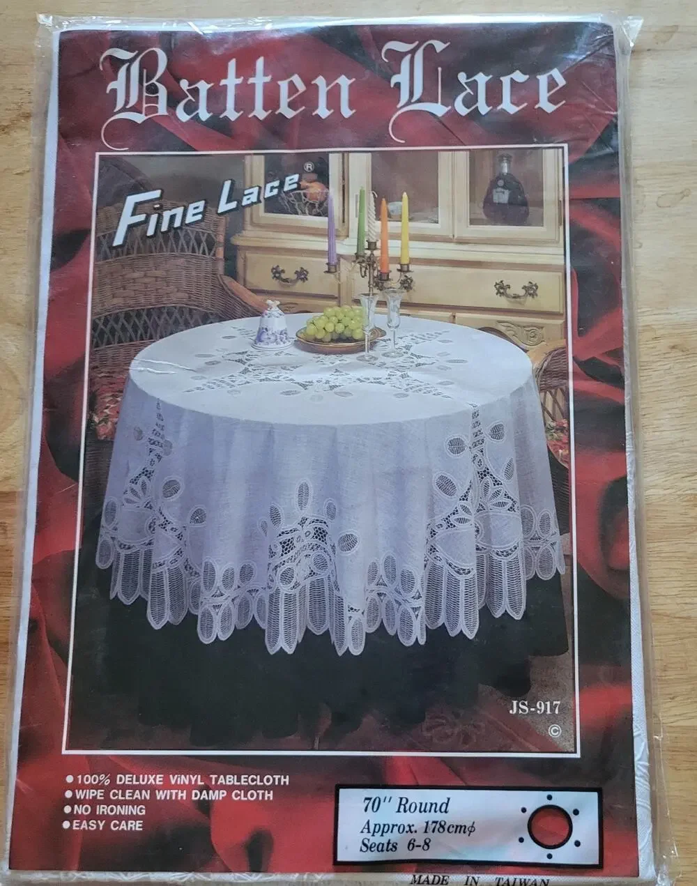 New Old Stock Batten Lace 100% Deluxe Vinyl Tablecloth White 70